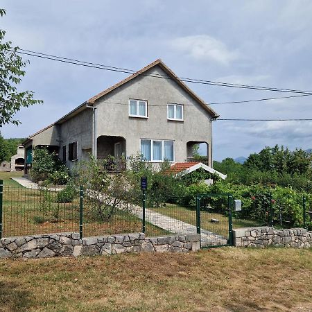 Apartman Lana Kijevo 外观 照片
