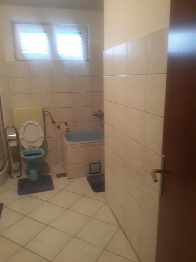 Apartman Lana Kijevo 外观 照片